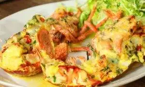 Lobster thermidor (2)