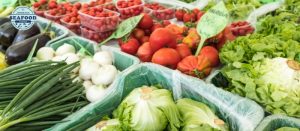 Eksplorasi aneka sayur tradisional pendamping seafood laut