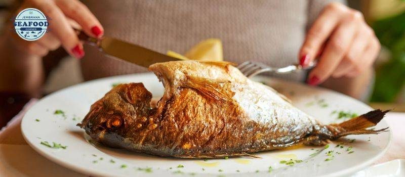 Ini alasan mengapa disarankan sering makan ikan laut